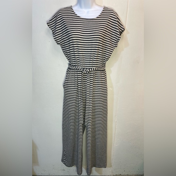 Old Navy Pants - #0198-Old Navy Grey & Off White Striped Jumpsuit W/ Wide-Leg & V-back-S